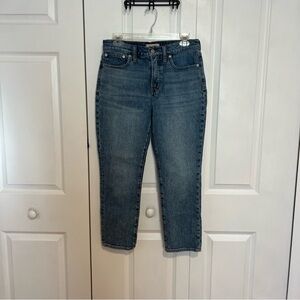 Madewell Cropped Ankle Straight-Leg Jeans in Medium Blue